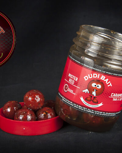 HookBaits Mister Red Super Hot “Glugged Boilies”